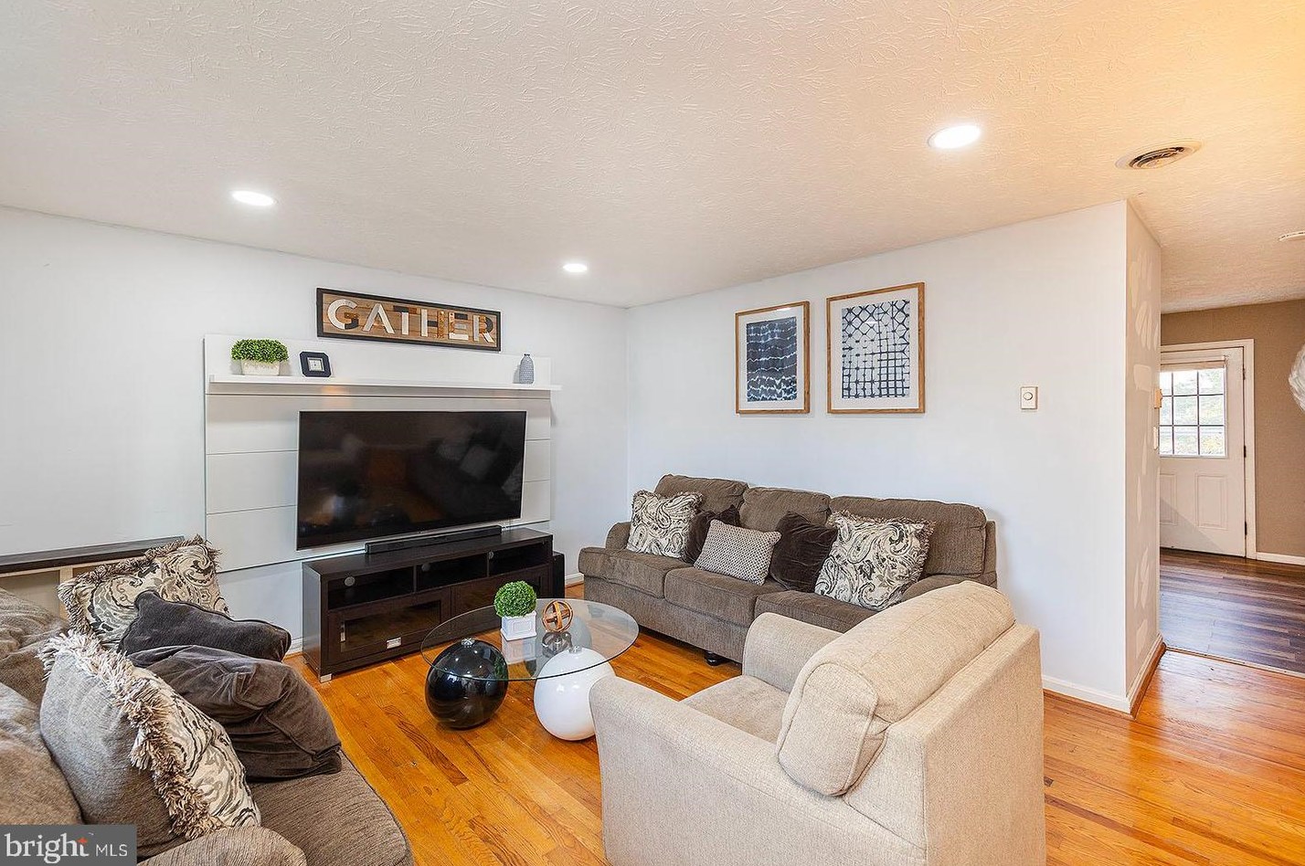 611 Carroll Dr, Stephens City, VA 22655