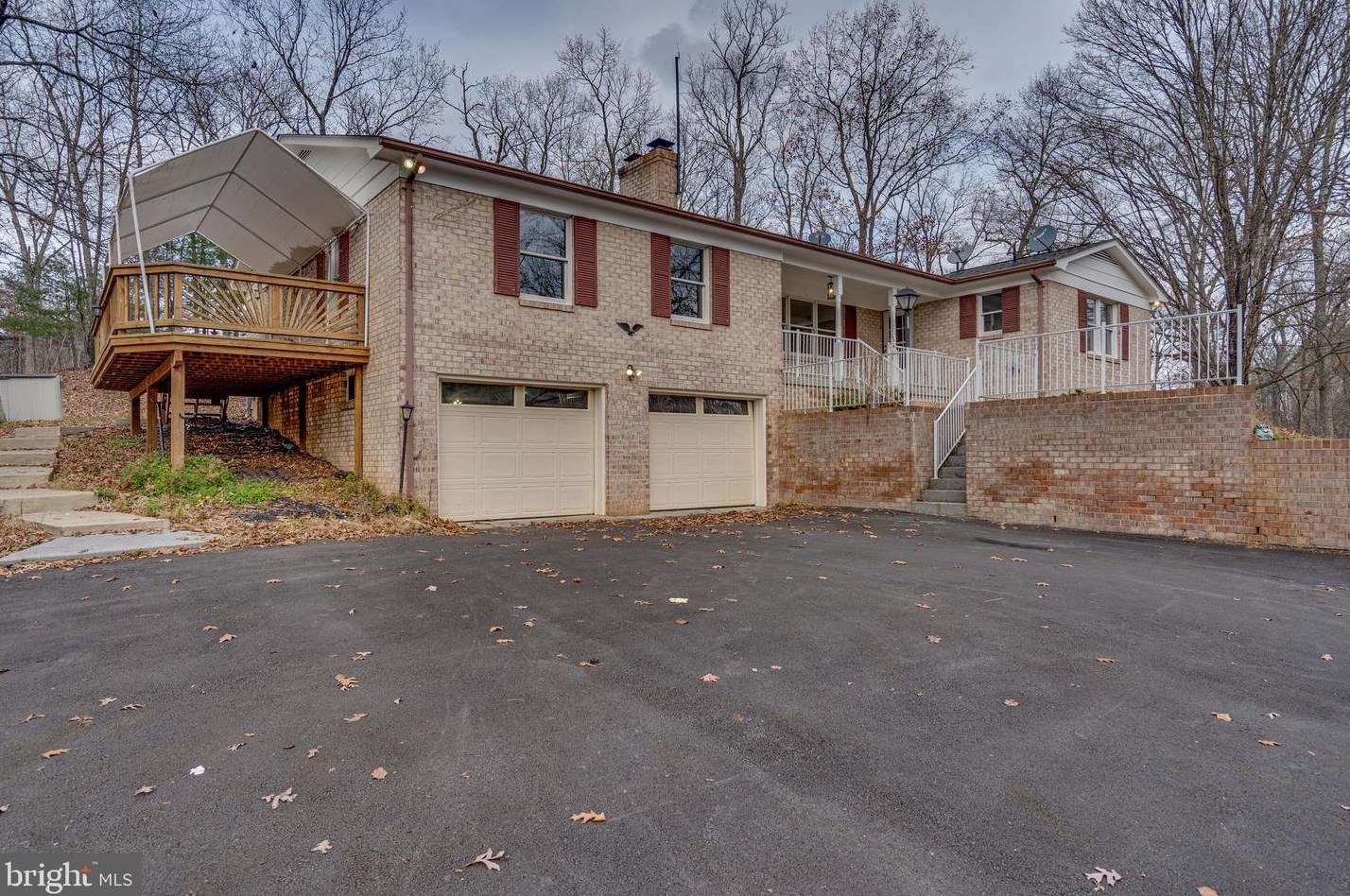 118 Chapel Hill Rd, Cross Junction, VA 22625