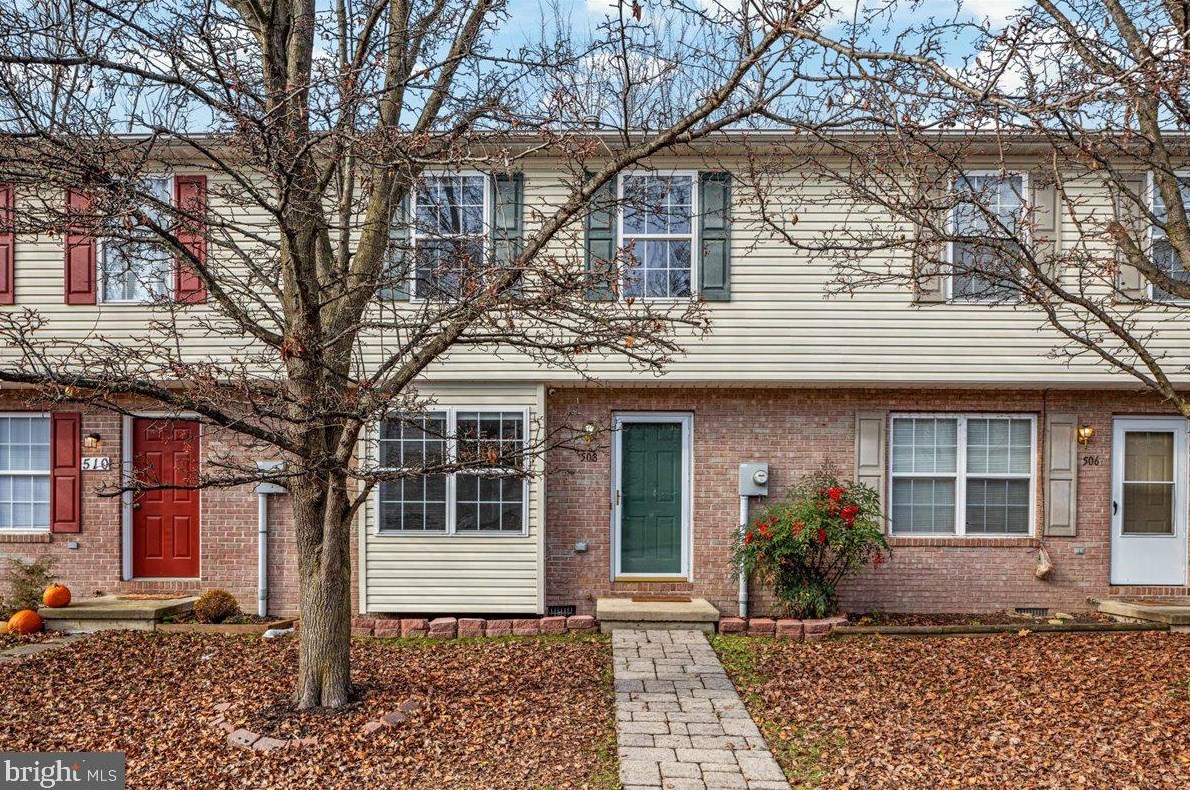 508 Ridgefield Ave, Stephens City, VA 22655