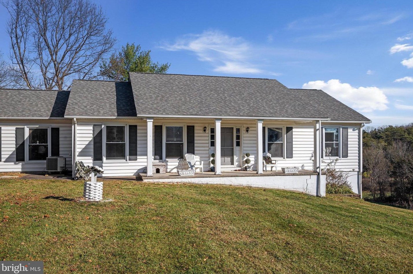189 Mccarty Ln, Winchester VA  22602-4625 exterior