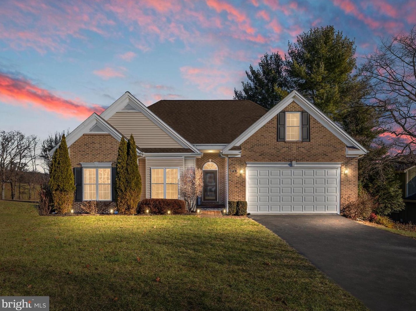 101 Putter Pl, Cross Junction, VA 22625