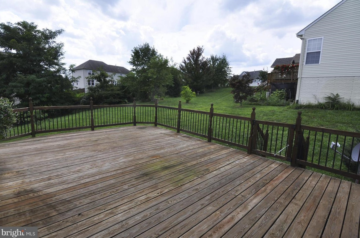 290 Fortress Dr, Winchester VA  22603-4287 exterior