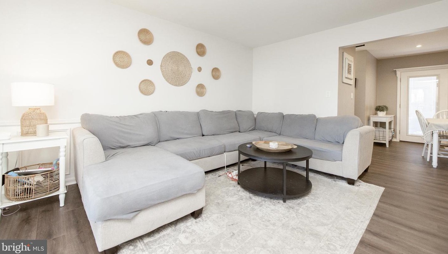 317 Pembridge Dr, Winchester VA  22602-6852 exterior