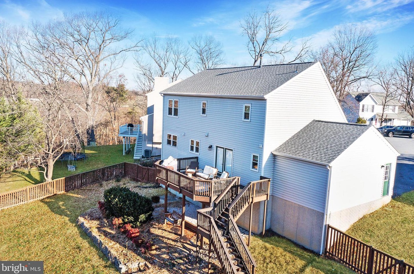 317 Pembridge Dr, Winchester VA  22602-6852 exterior