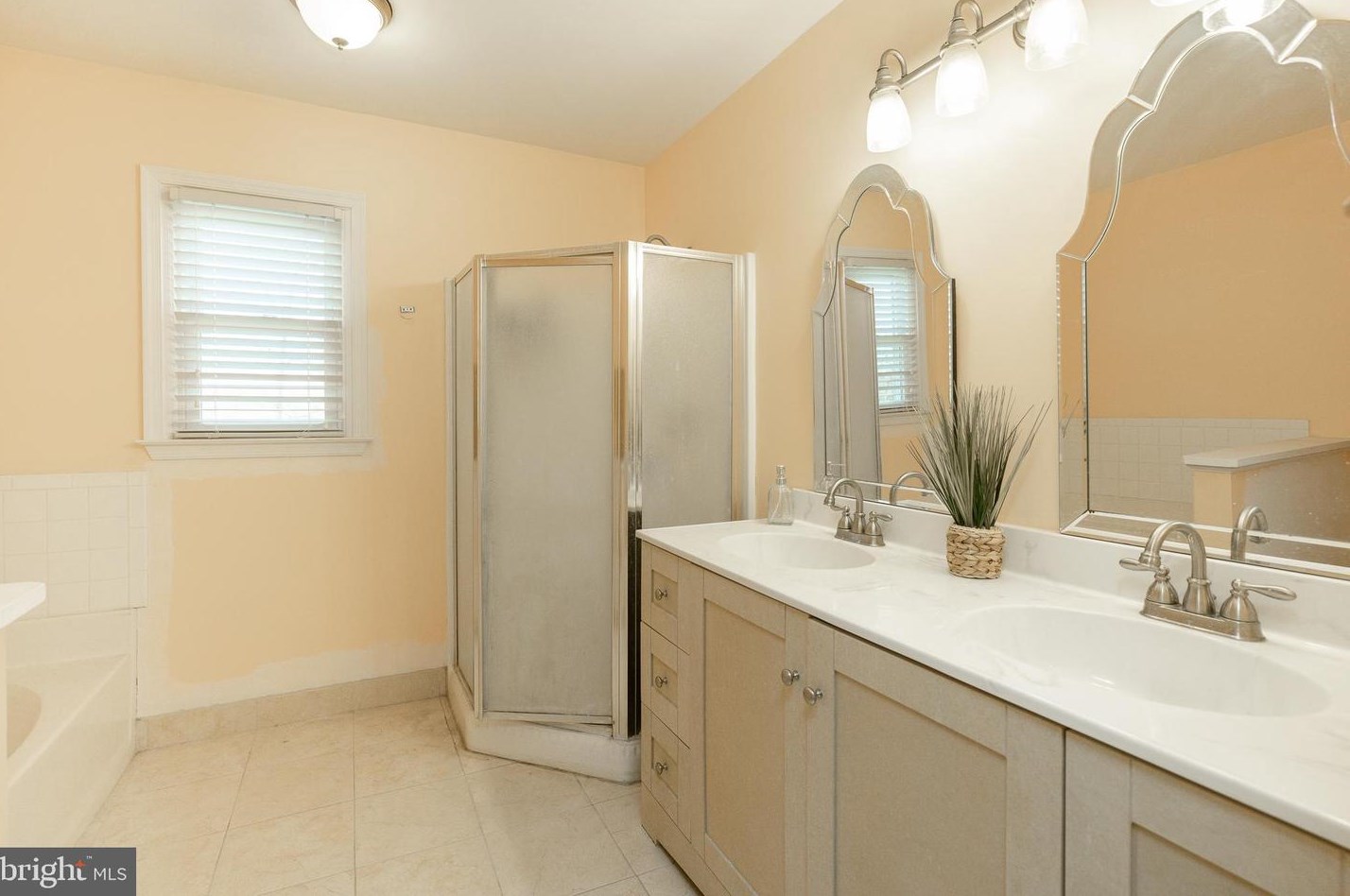 317 Pembridge Dr, Winchester VA  22602-6852 exterior