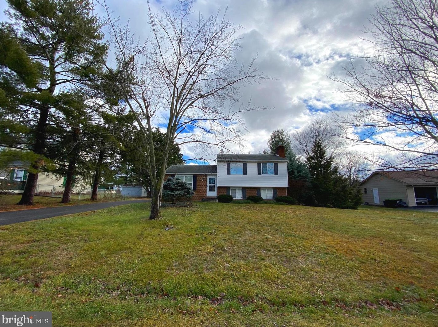 116 Halifax Ave, Stephens City, VA 22655-5920