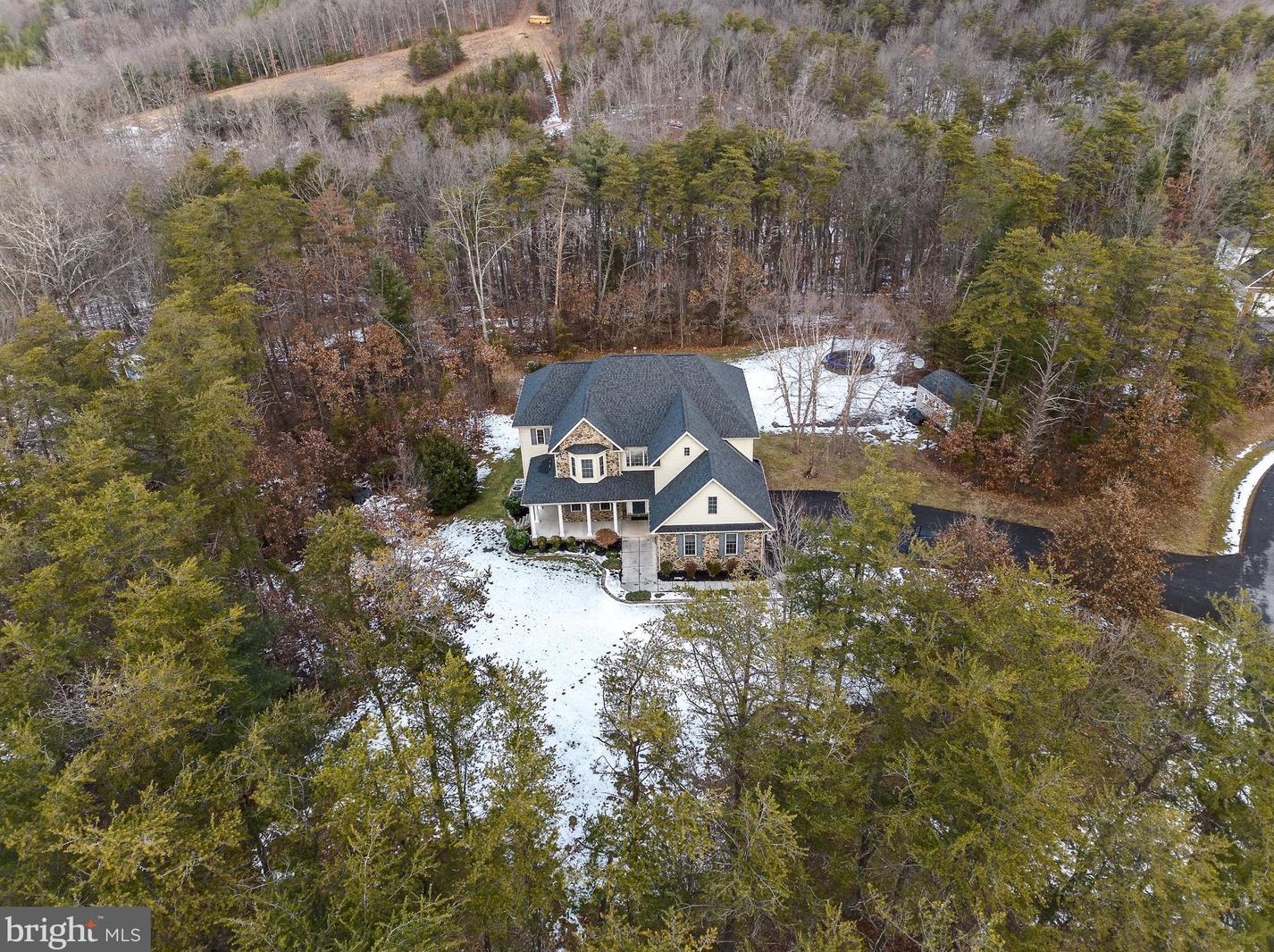 170 Graystone Ln, Winchester, VA 22603-2373
