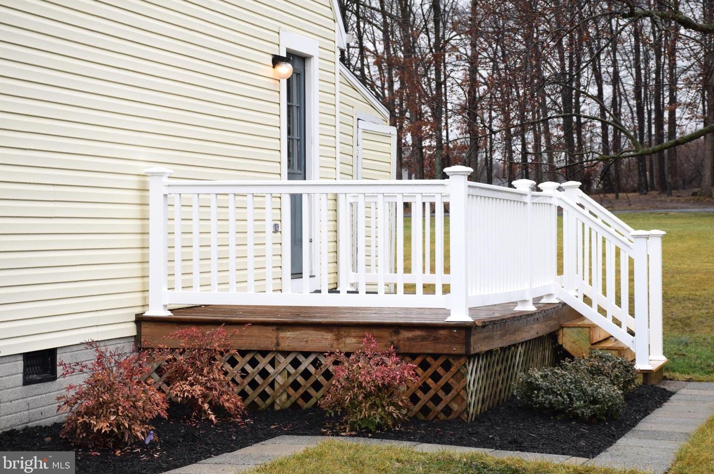 143 Nightingale Ave, Stephens City, VA 22655-2448
