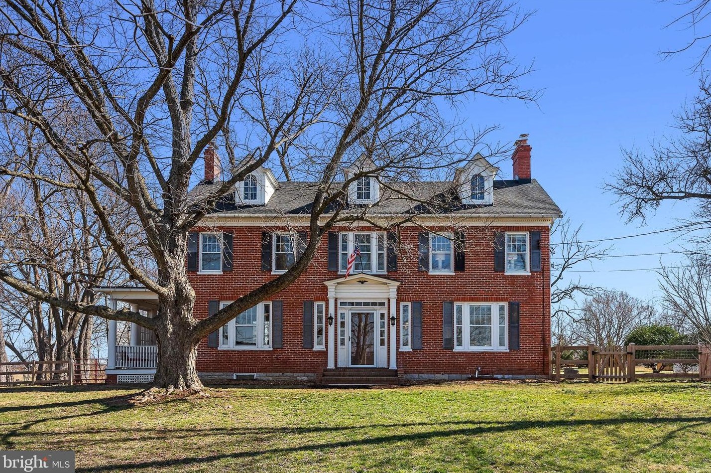 4737 Valley Pike, Stephens City, VA 22655-3906