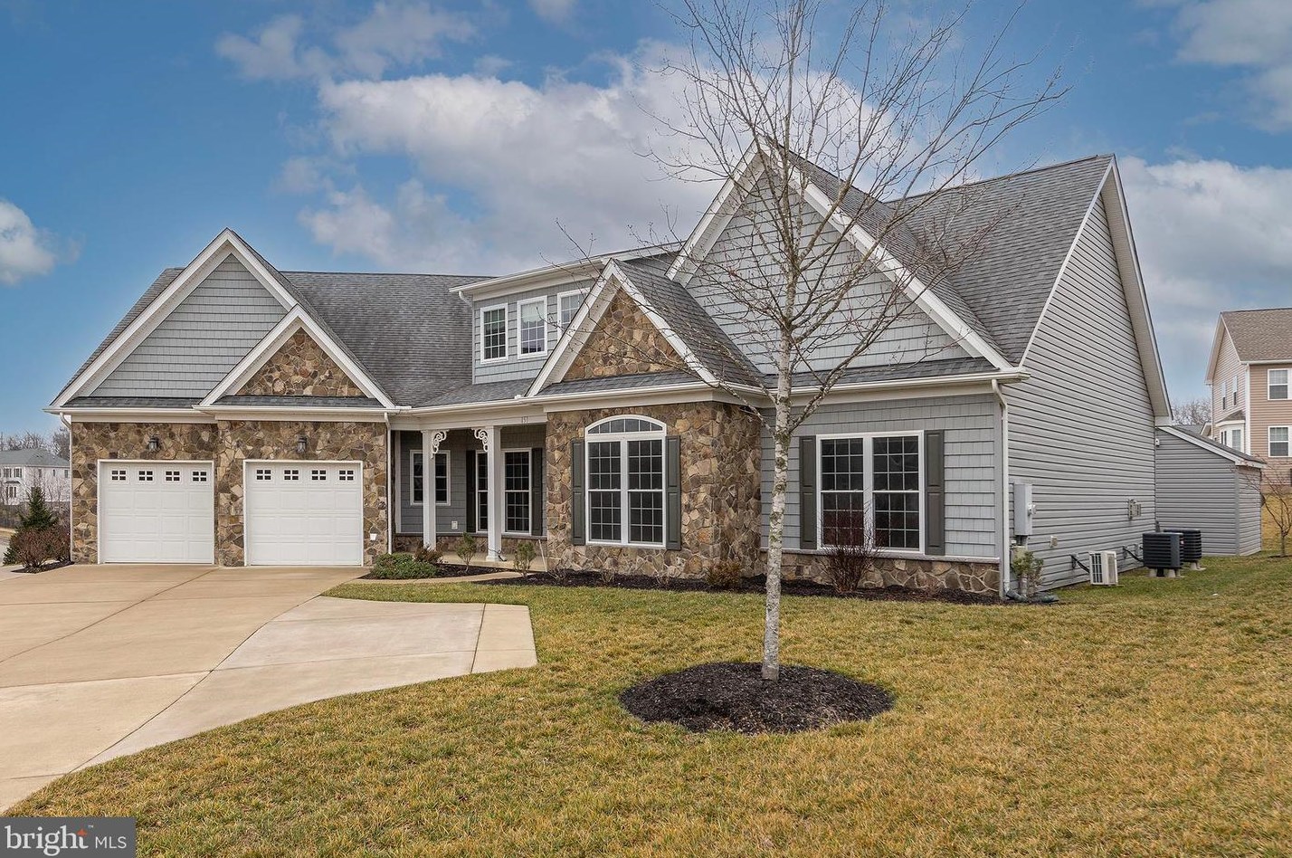 151 Abrams Pointe Blvd, Winchester, VA 22602