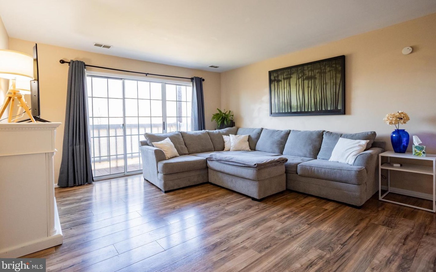 102 Timberlake Terrace #8, Stephens City, VA 22655