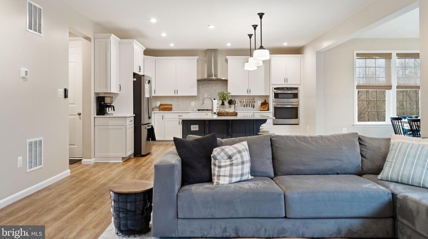 128 Jeni Ct, Winchester VA  22602 exterior