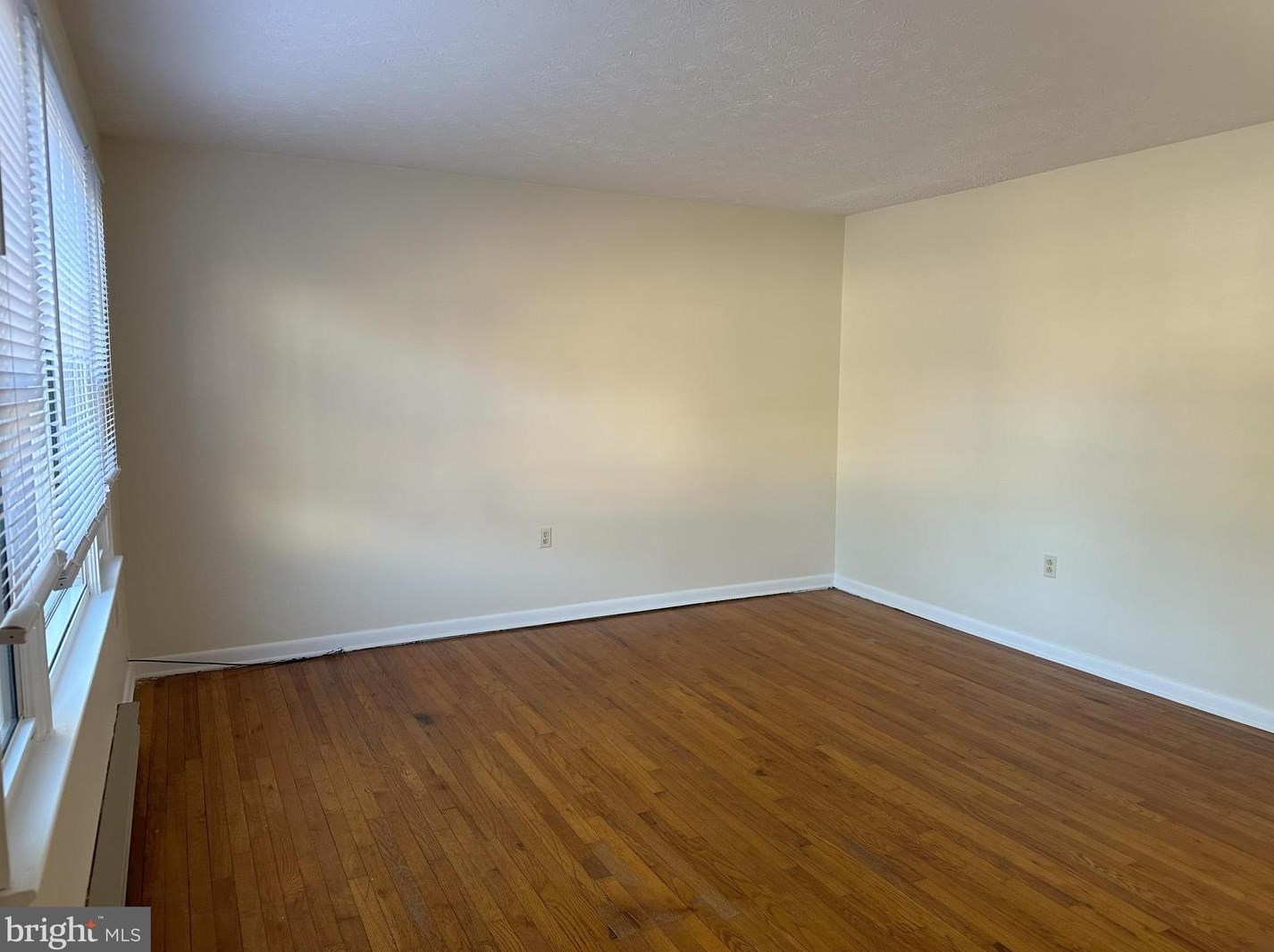 502 Carroll Dr, Stephens City, VA 22655