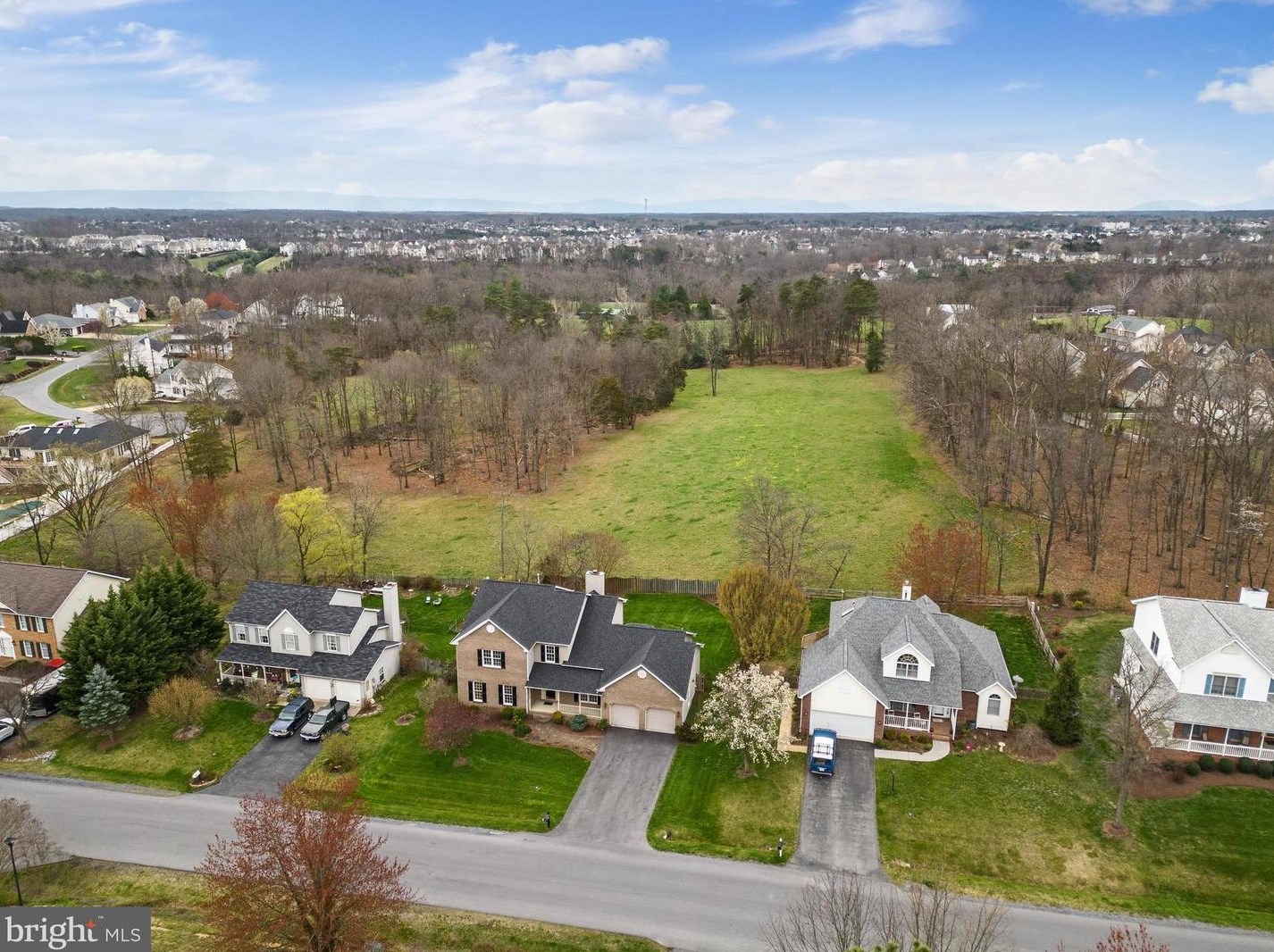110 Old Wagon Rd, Winchester, VA 22602-6911