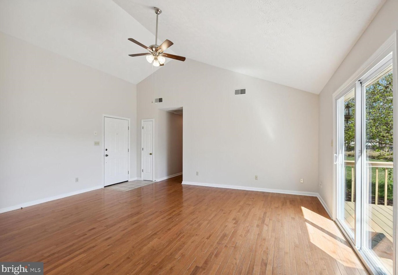 134 Buchannan Dr, Stephens City, VA 22655-3806
