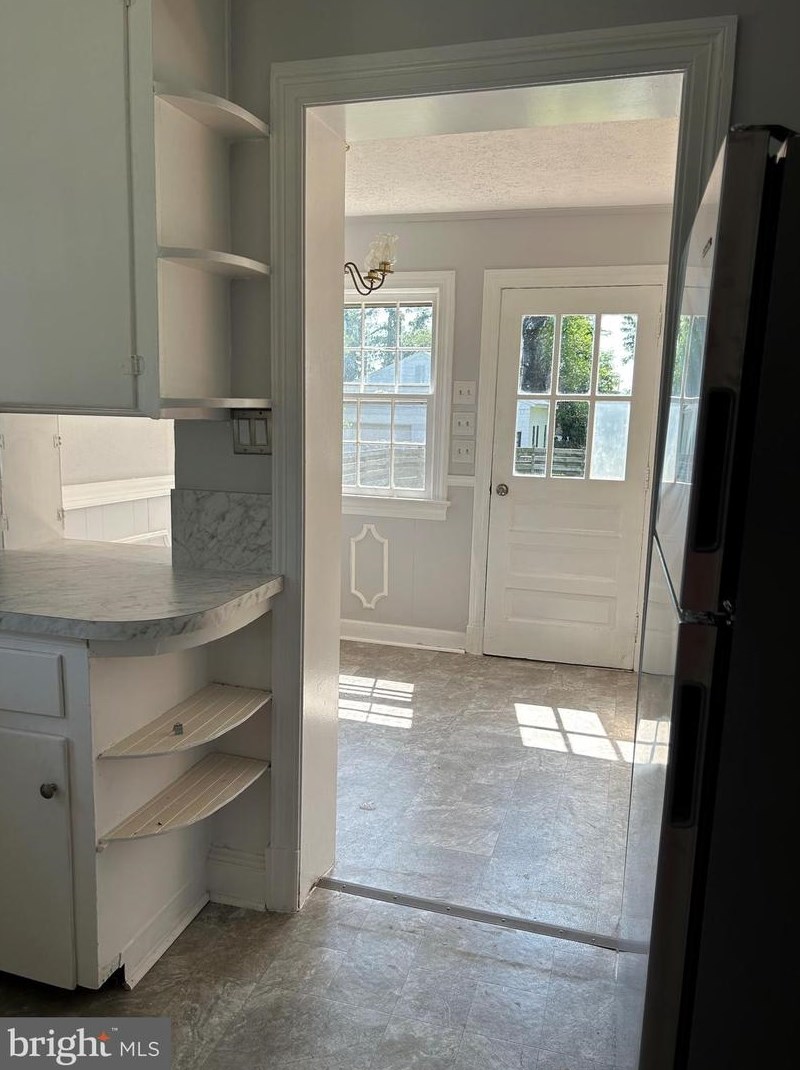 1204 Martinsburg Pike, Winchester VA  22603-5426 exterior