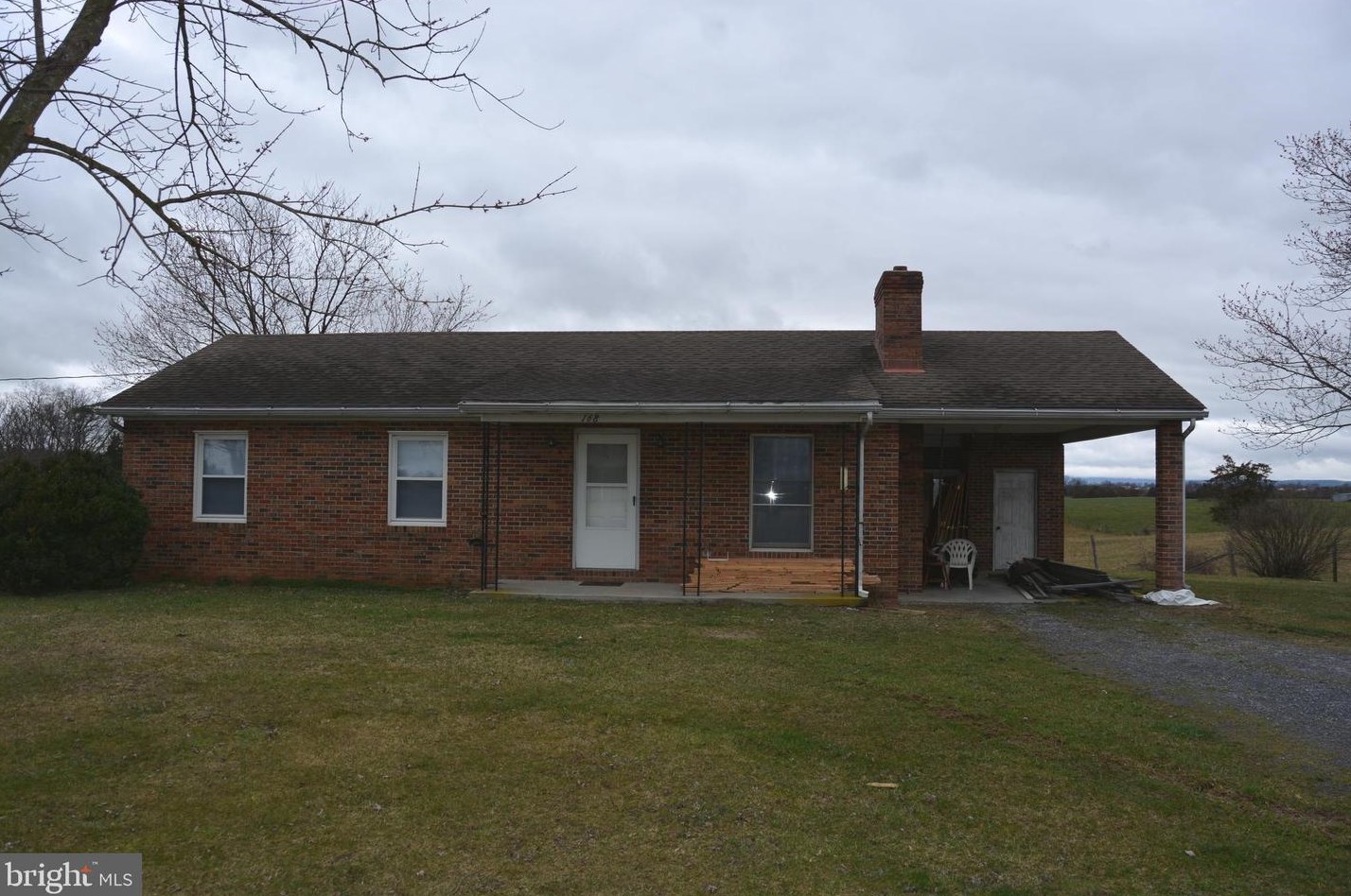 168 Grim Rd, Stephens City, VA 22655