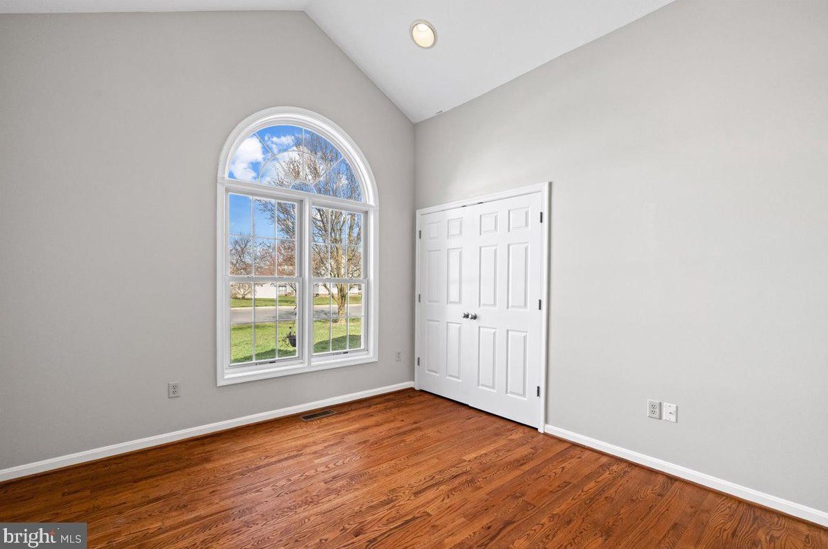 135 Caspian Dr, Stephens City VA  22655-4806 exterior