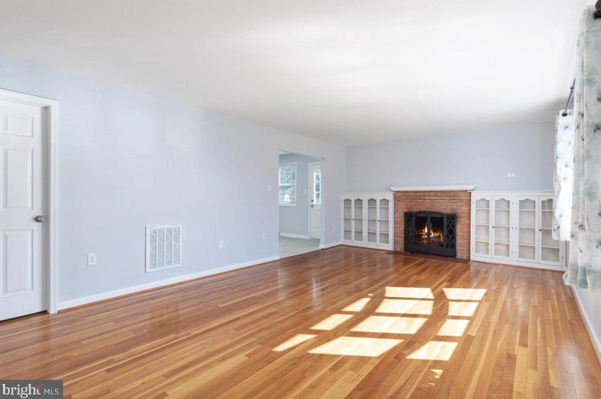 141 Wilkins Dr, Winchester VA  22602-6034 exterior