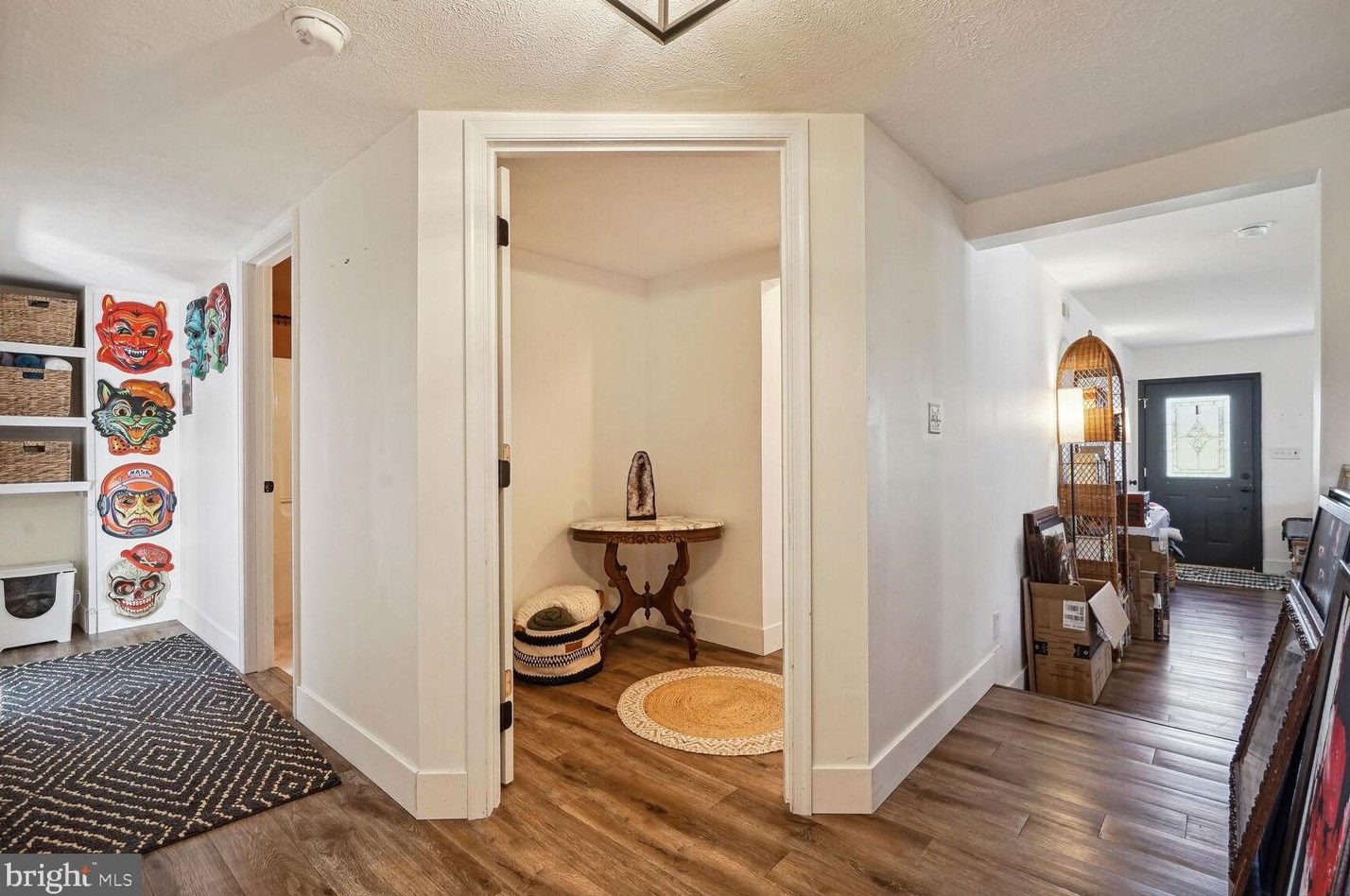 292 Marple Rd, Winchester VA  22603-4142 exterior