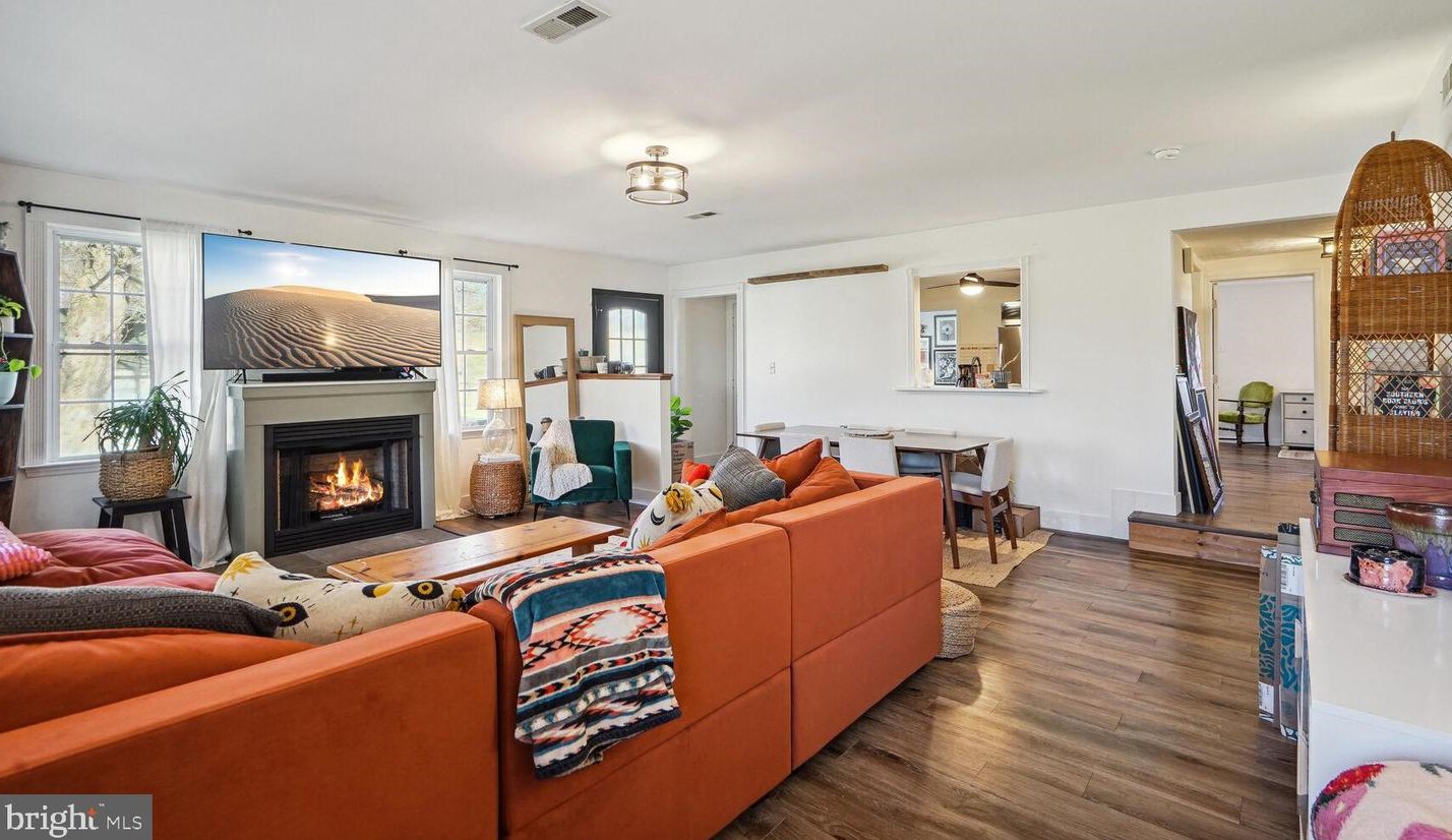 292 Marple Rd, Winchester VA  22603-4142 exterior