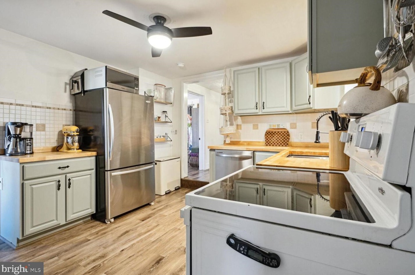 292 Marple Rd, Winchester VA  22603-4142 exterior