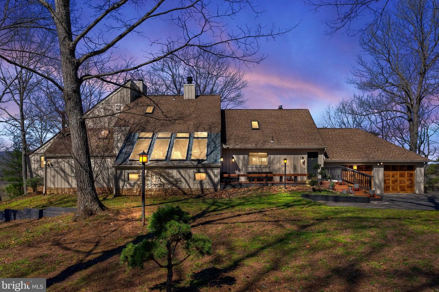 2206 Indian Hollow Rd, Winchester, VA 22603