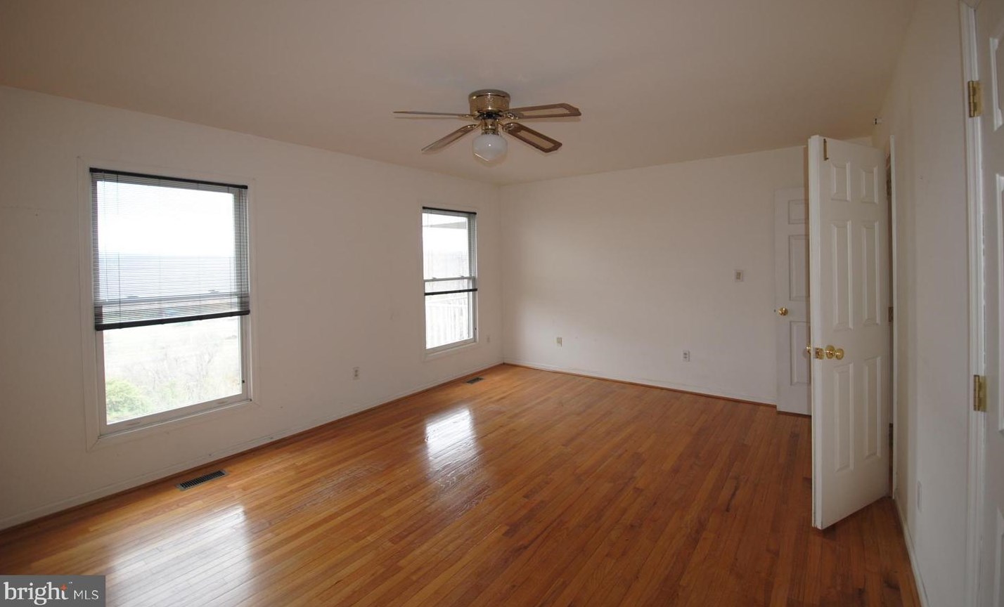 1742 Back Mountain Rd, Winchester VA  22602-1902 exterior