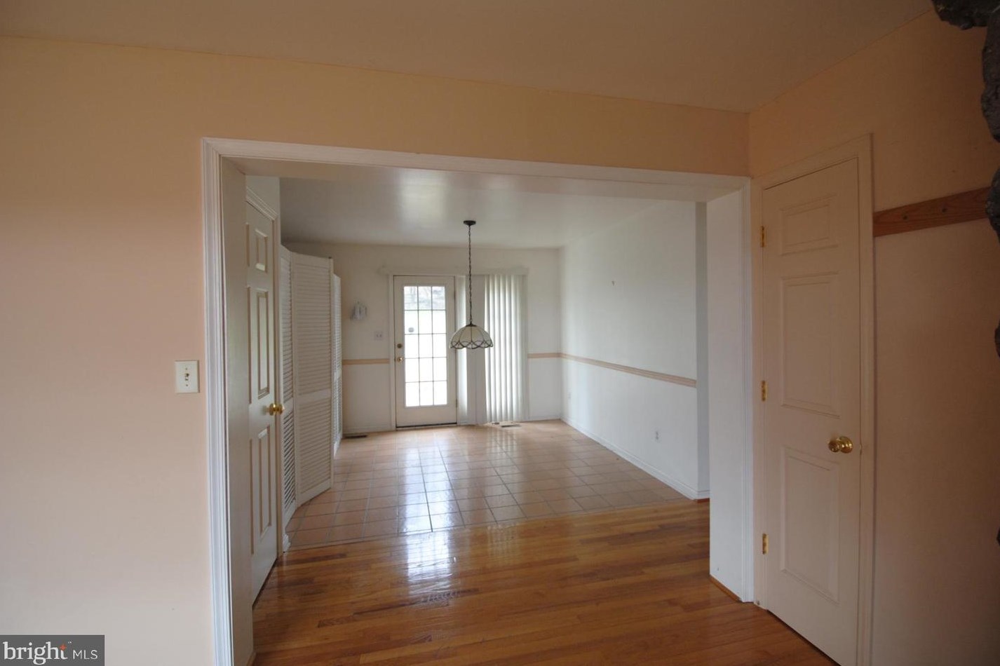 1742 Back Mountain Rd, Winchester VA  22602-1902 exterior