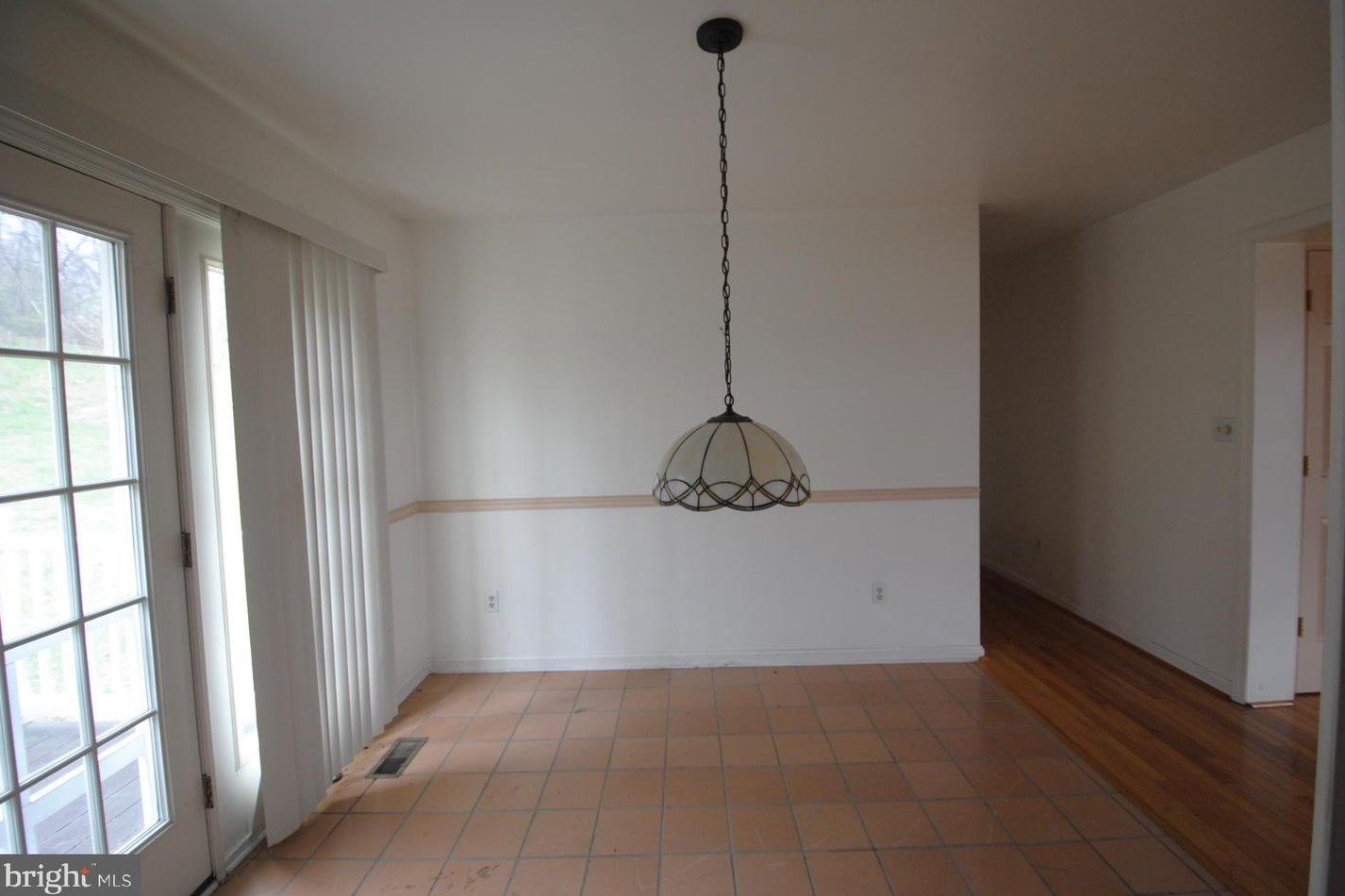 1742 Back Mountain Rd, Winchester VA  22602-1902 exterior