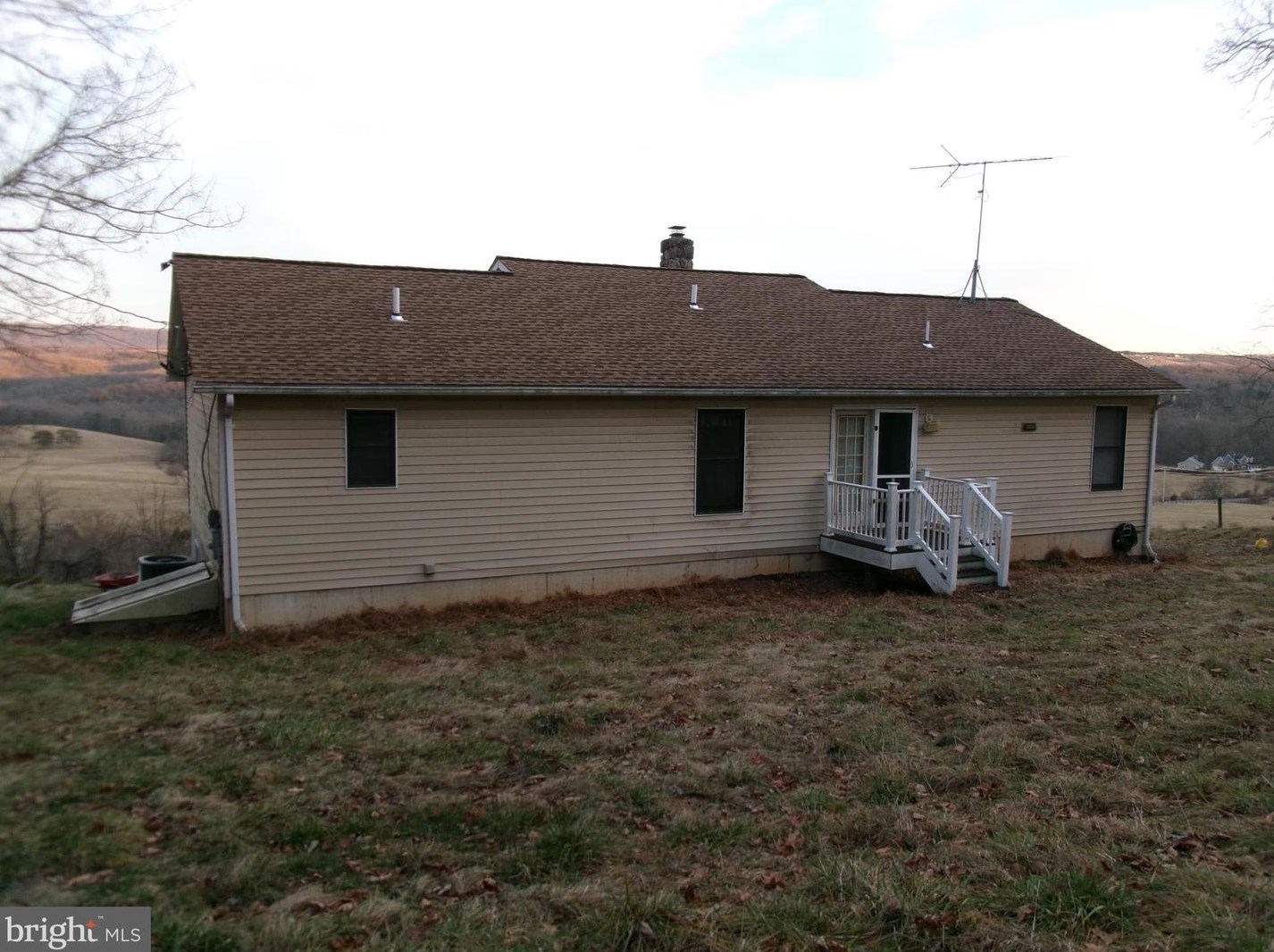 1742 Back Mountain Rd, Winchester VA  22602-1902 exterior