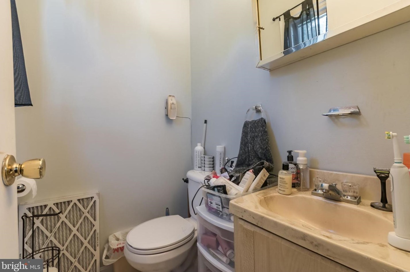 105 Huntcrest Cir, Winchester VA  22602-6404 exterior