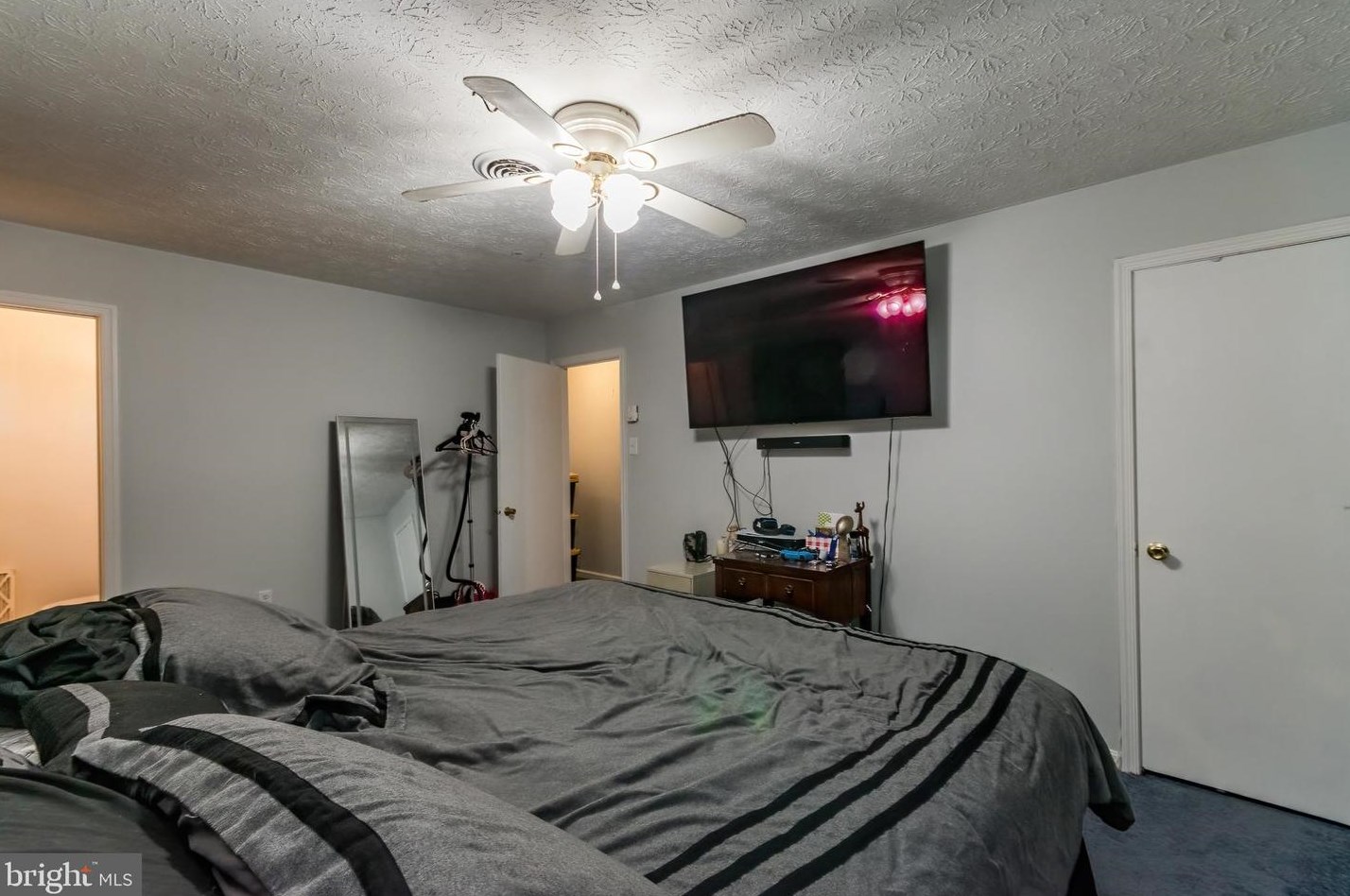 105 Huntcrest Cir, Winchester VA  22602-6404 exterior