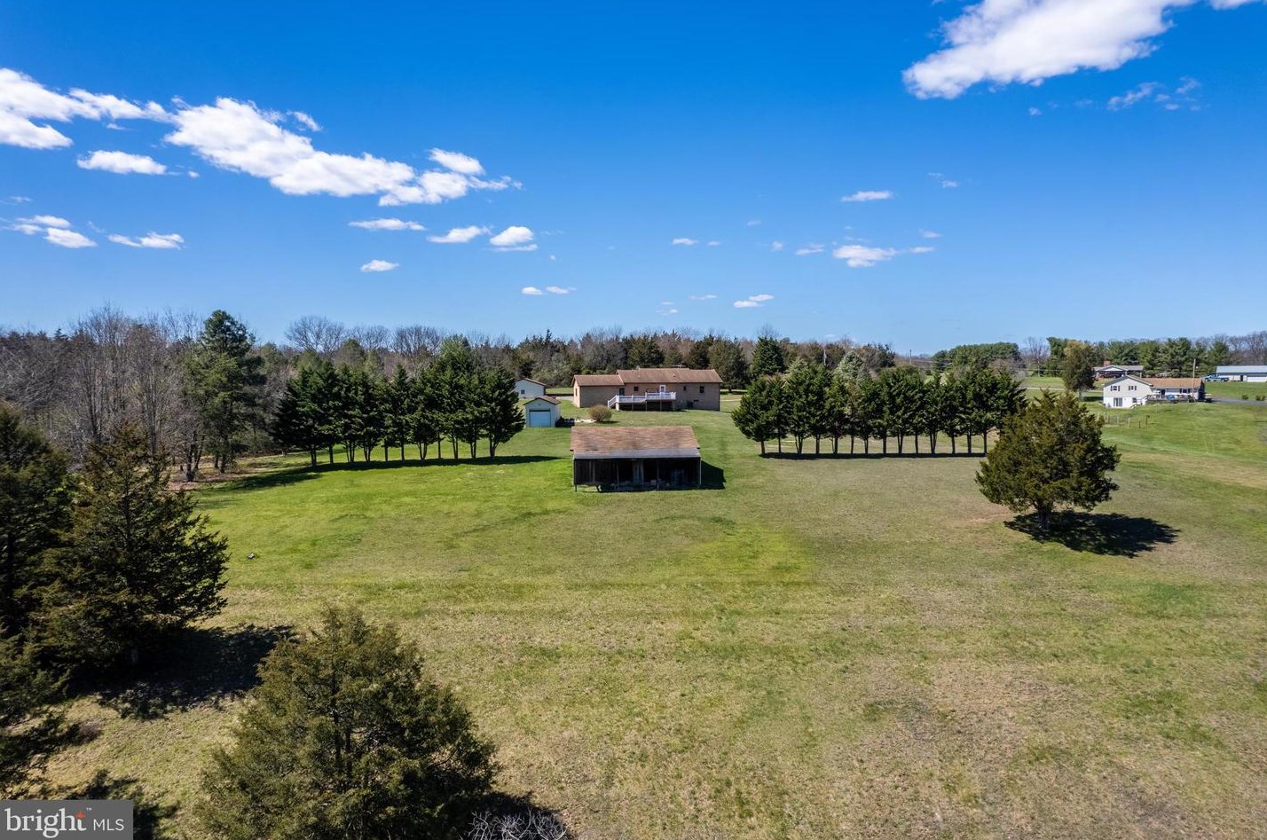 208 Sorrel Ln, Winchester VA  22602-4756 exterior