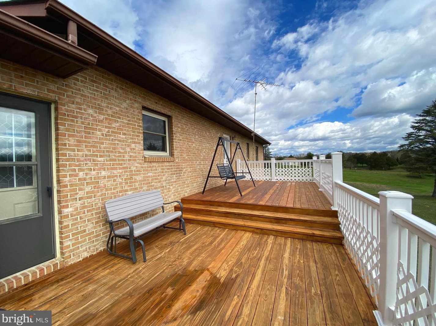 208 Sorrel Ln, Winchester VA  22602-4756 exterior