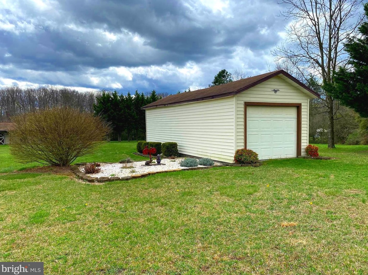 208 Sorrel Ln, Winchester VA  22602-4756 exterior