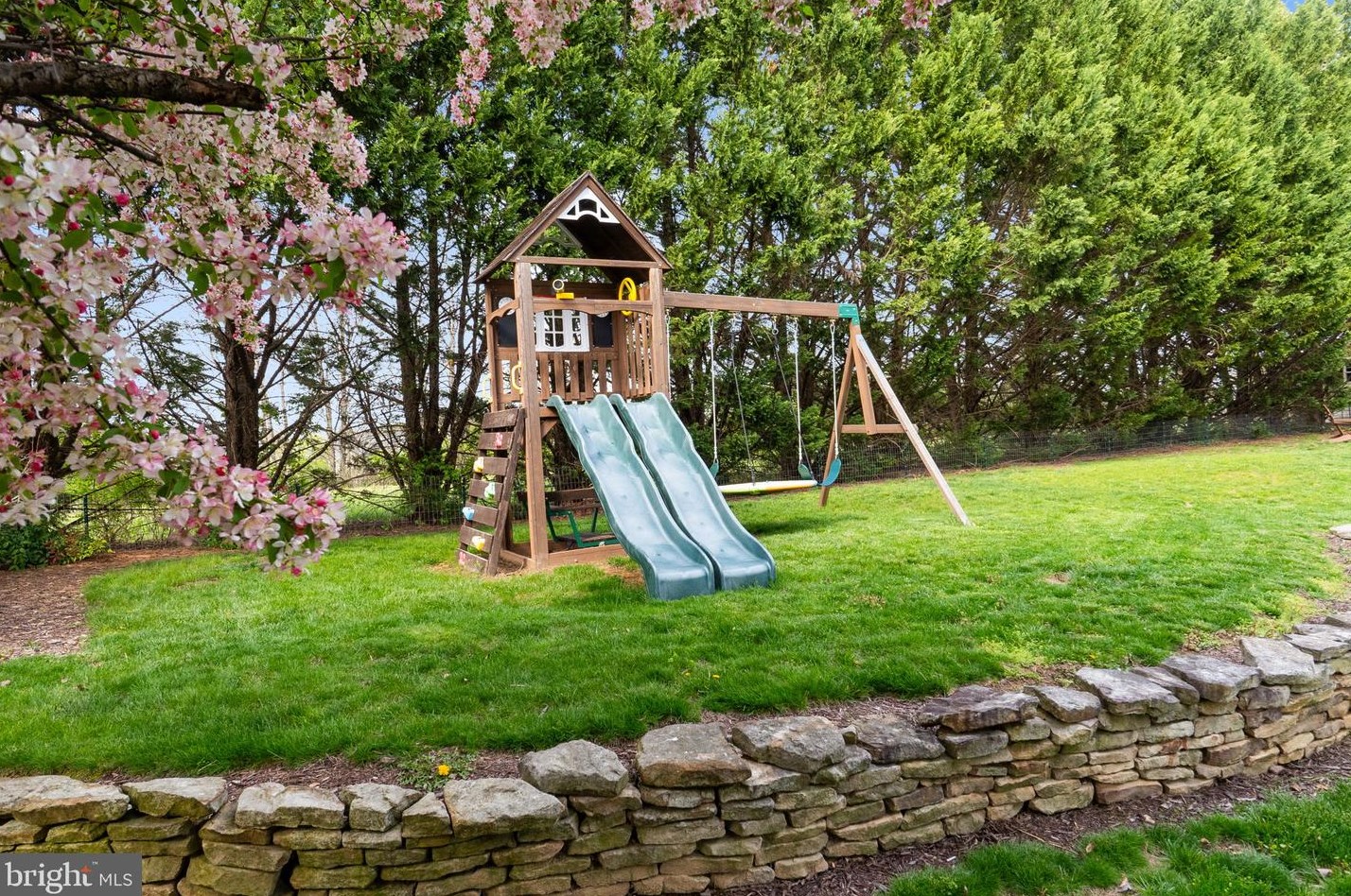 113 Mcclure Way, Winchester VA  22602-4473 exterior