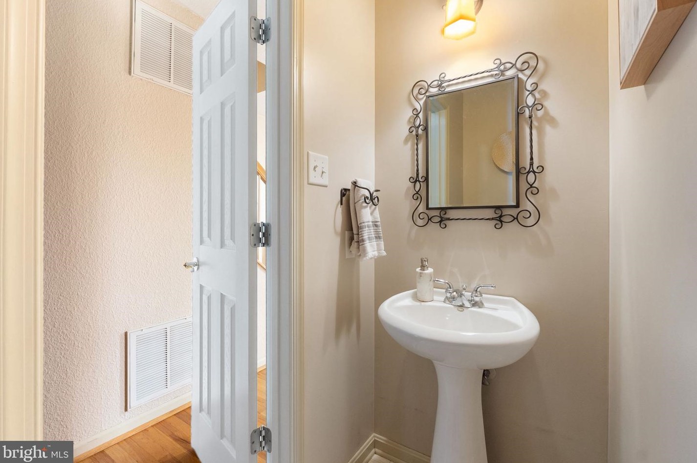 113 Mcclure Way, Winchester VA  22602-4473 exterior