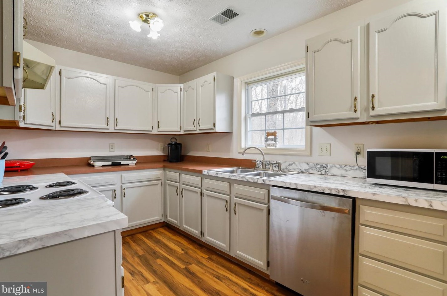 412 Winchester Dr, Winchester VA  22602-3635 exterior