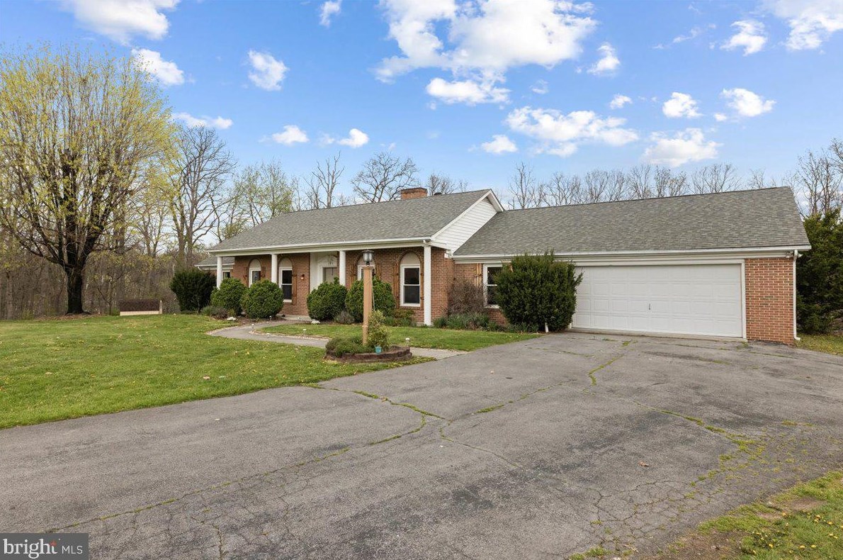 127 Lane St, Stephens City, VA 22655