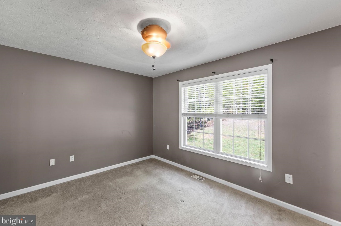 102 Killbuck Trl, Winchester VA  22602-1723 exterior