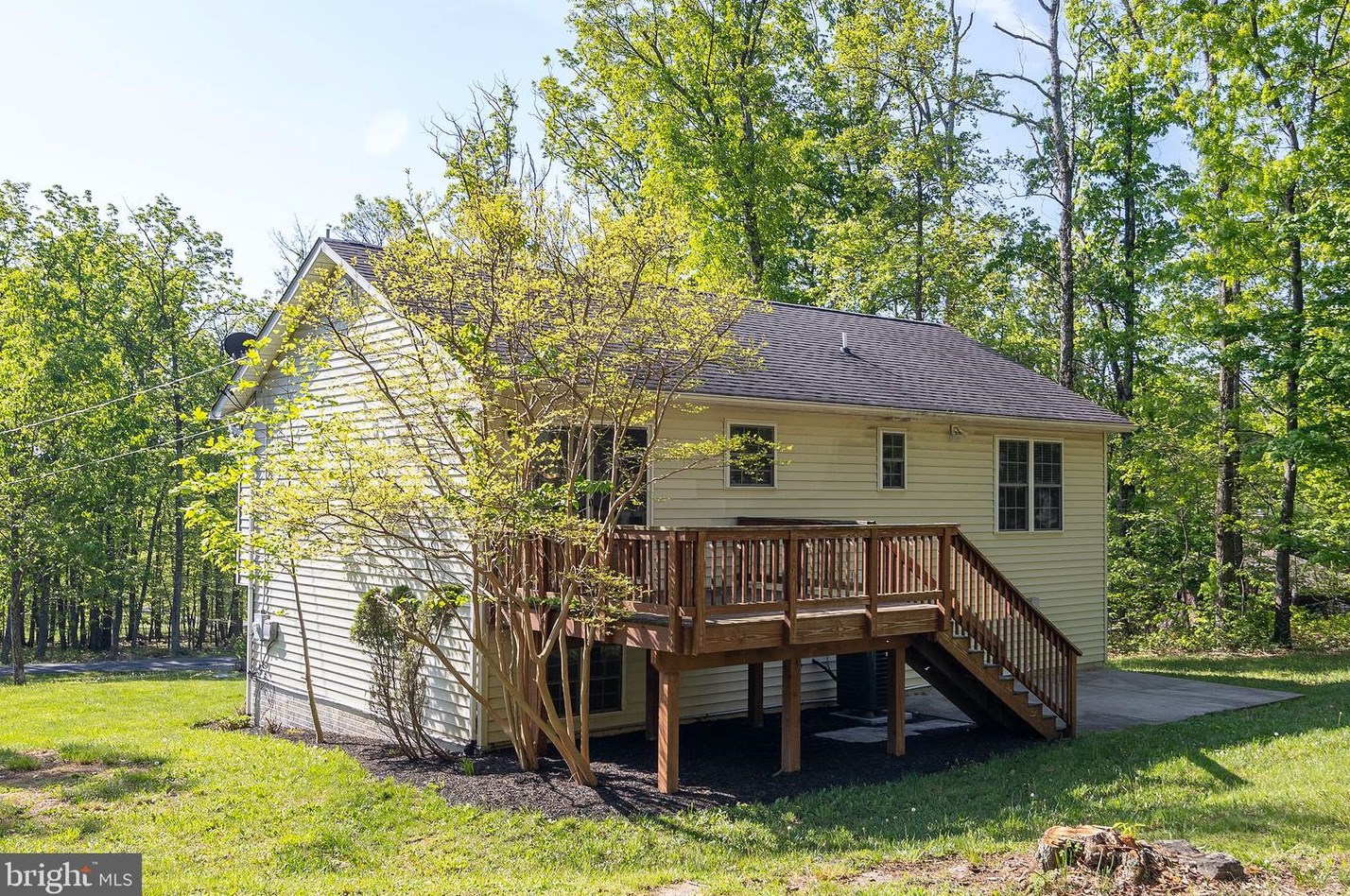 102 Killbuck Trl, Winchester VA  22602-1723 exterior