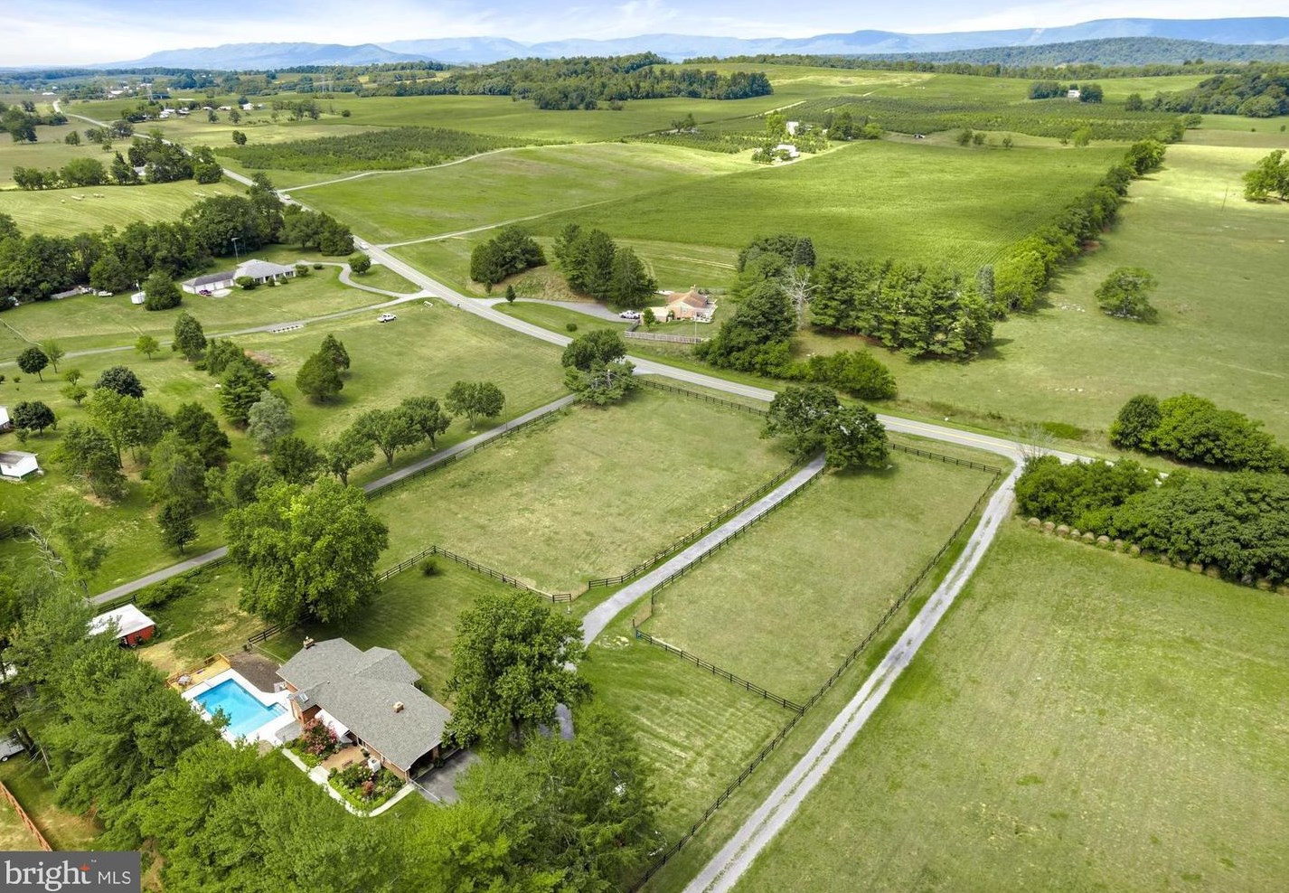 5533 Middle Rd, Winchester VA  22602-2872 exterior