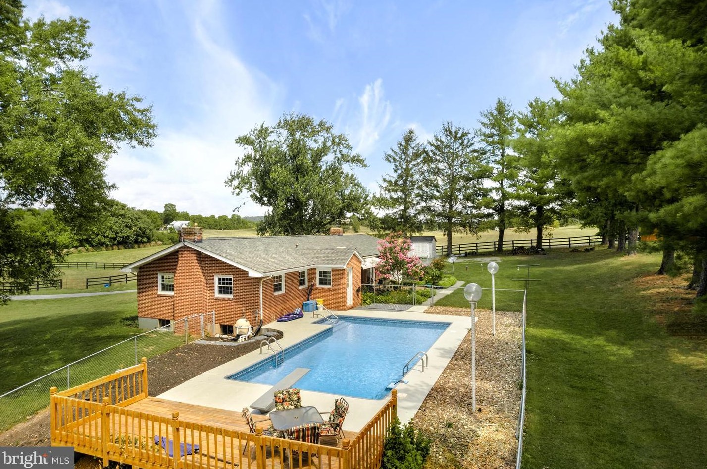 5533 Middle Rd, Winchester VA  22602-2872 exterior