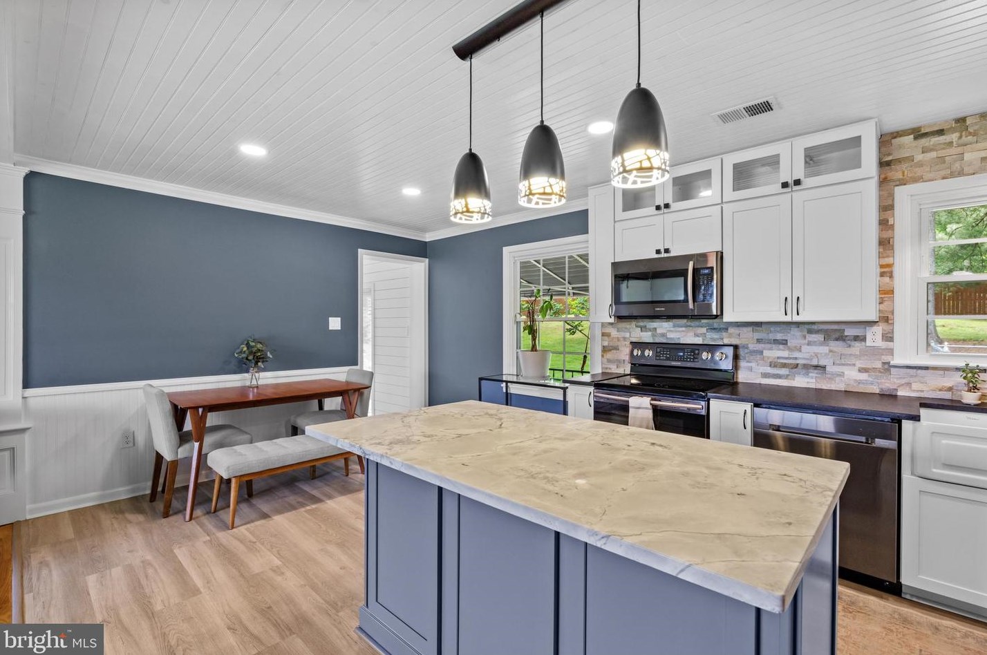 5533 Middle Rd, Winchester VA  22602-2872 exterior