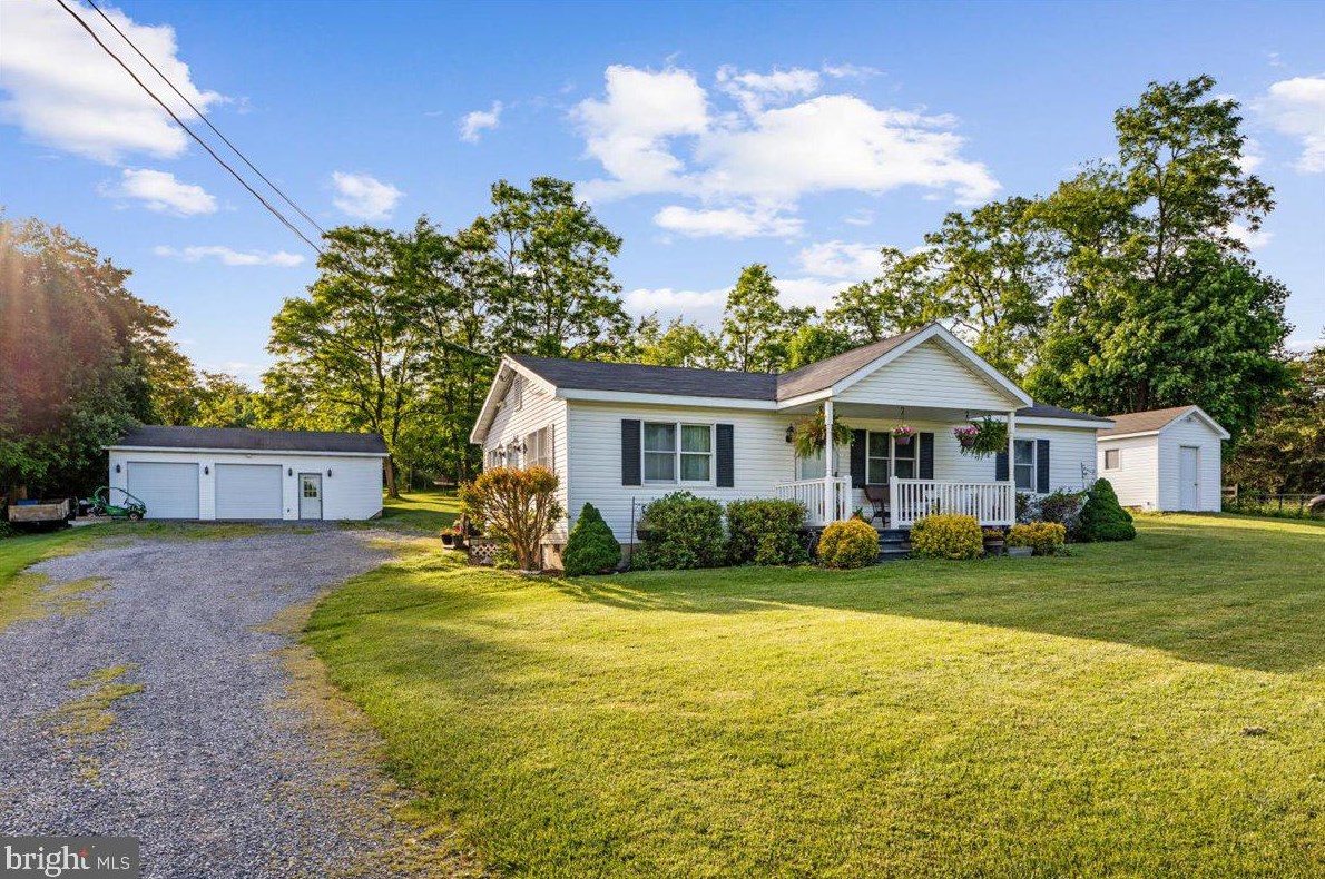 709 Dicks Hollow Rd, Winchester, VA 22603-3720