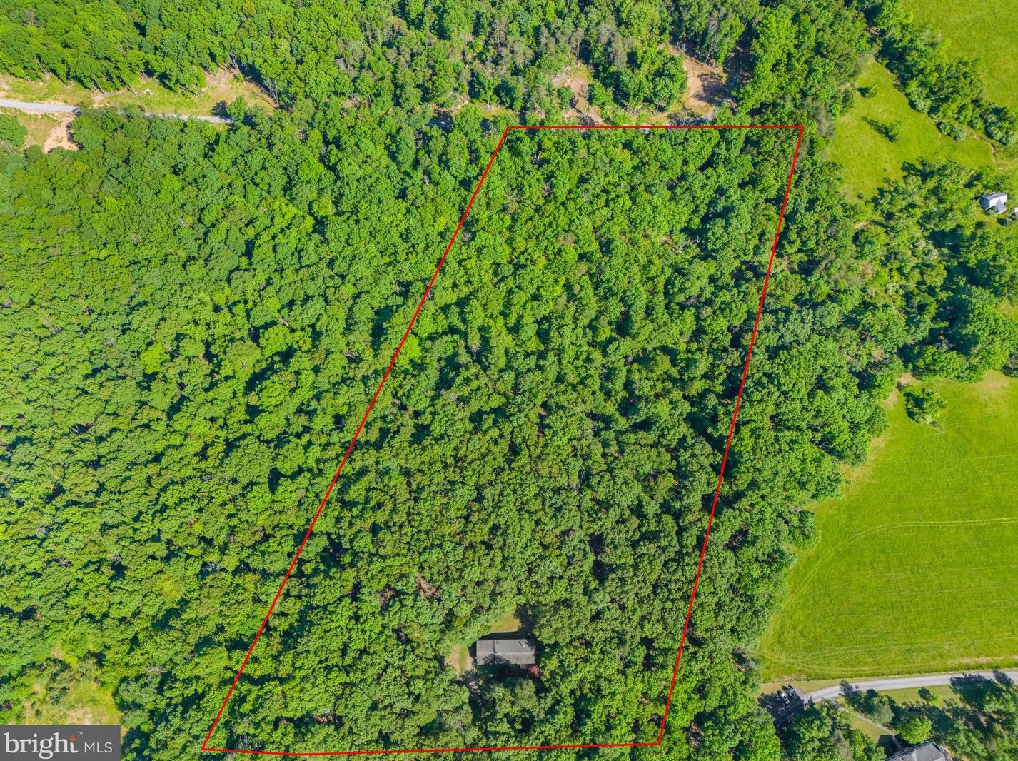 1693 Hollow Rd, Gore, VA 22637-2214