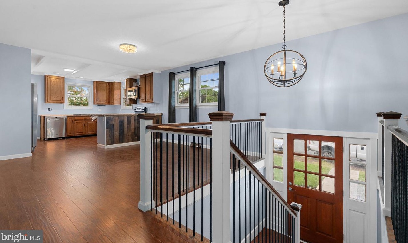 137 Wilkins Dr, Winchester, VA 22602