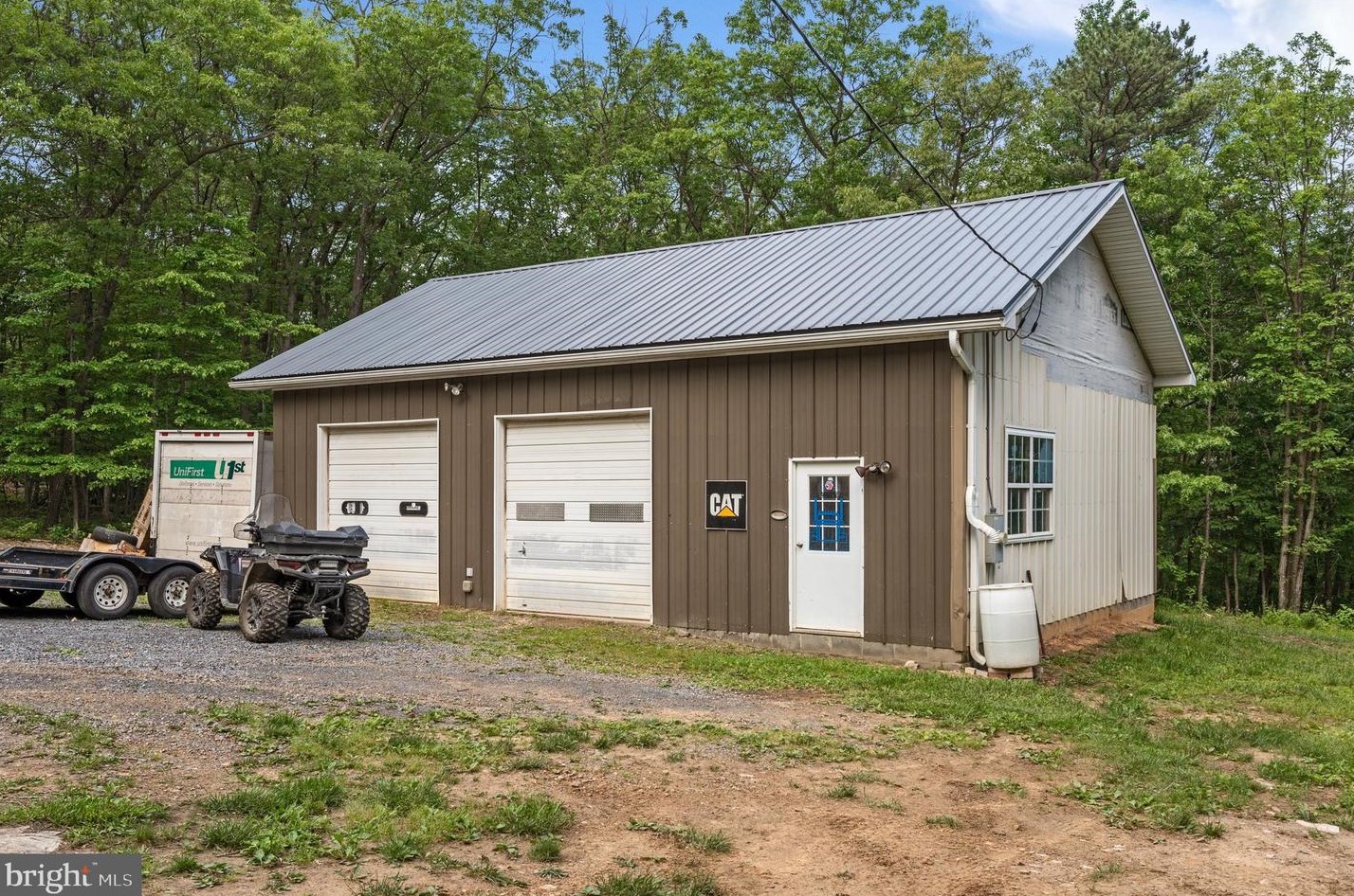 307 Fox Run Ln, Winchester VA  22602-3587 exterior