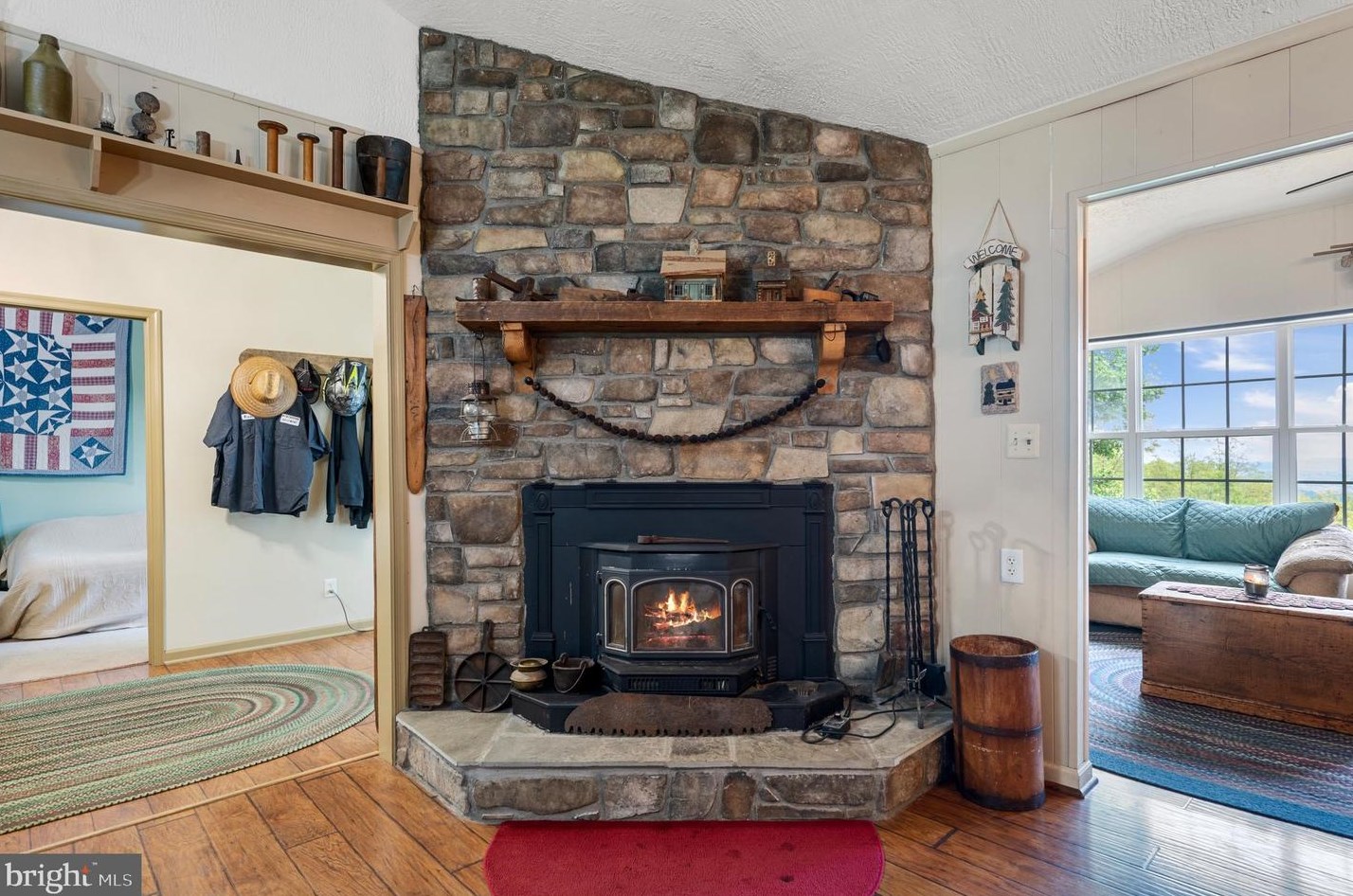 307 Fox Run Ln, Winchester VA  22602-3587 exterior